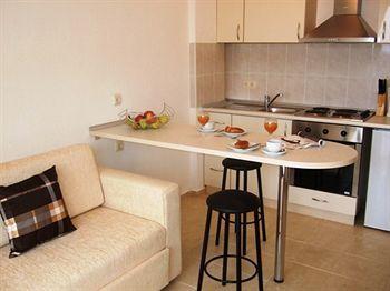 Flip Flops Meltemi Apartments Milas Екстер'єр фото